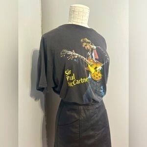 🎸 Paul McCartney 2010 Up and Coming Tour Graphic Tee